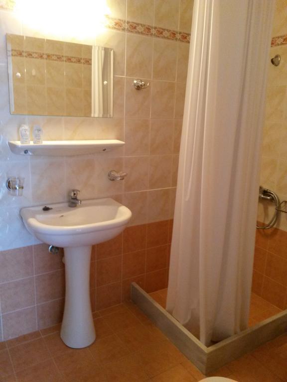 Drakopanagiotaki Rooms Agios Andreas  Bilik gambar